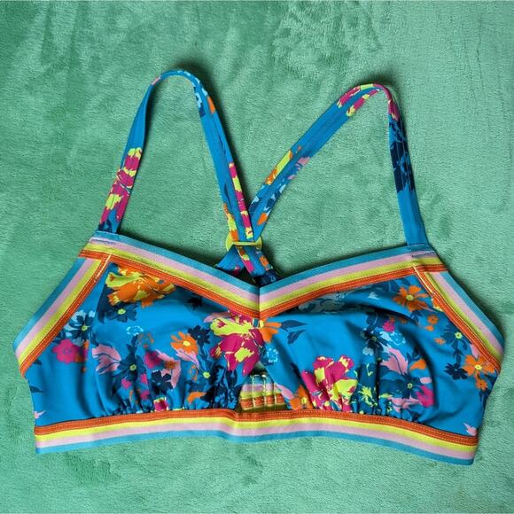 Adore Me Gisele Contour Plus Bikini Top Women's 0X - Picture 2 of 4